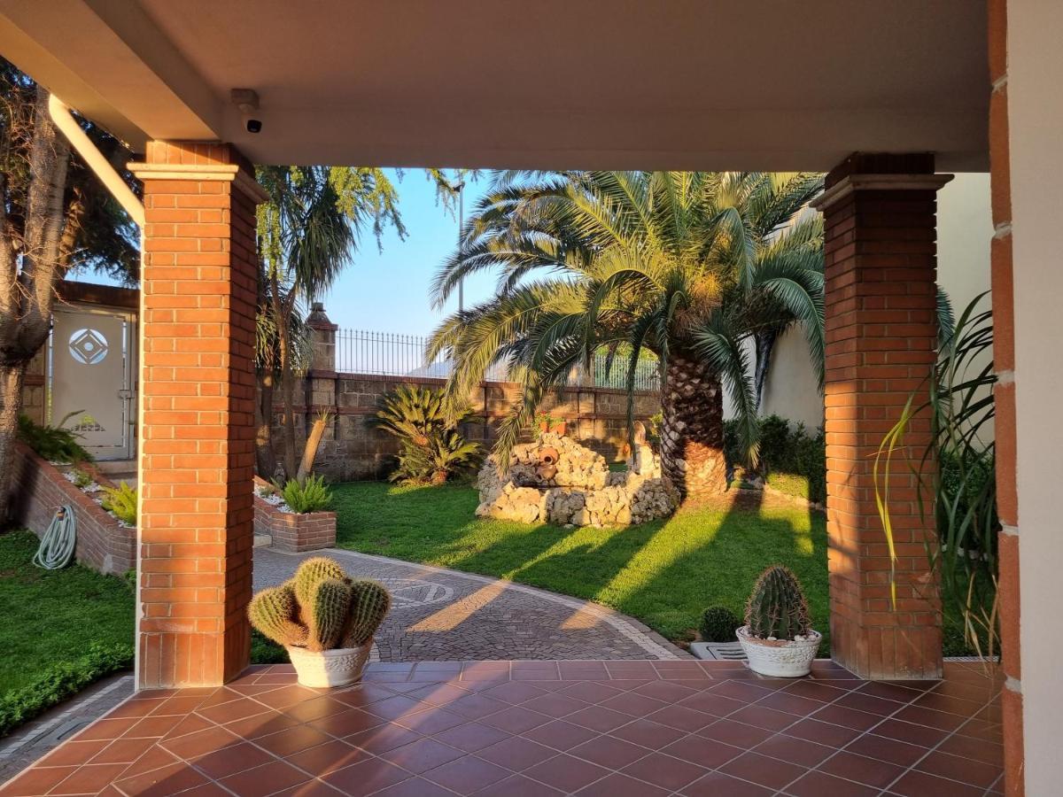 Villa Sweery Santa Maria a Vico Exterior foto